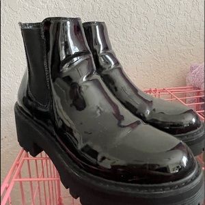 Black Boots
